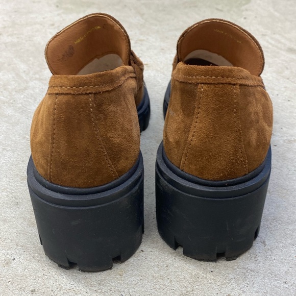 Suede healed loafers - Picture 7 of 8